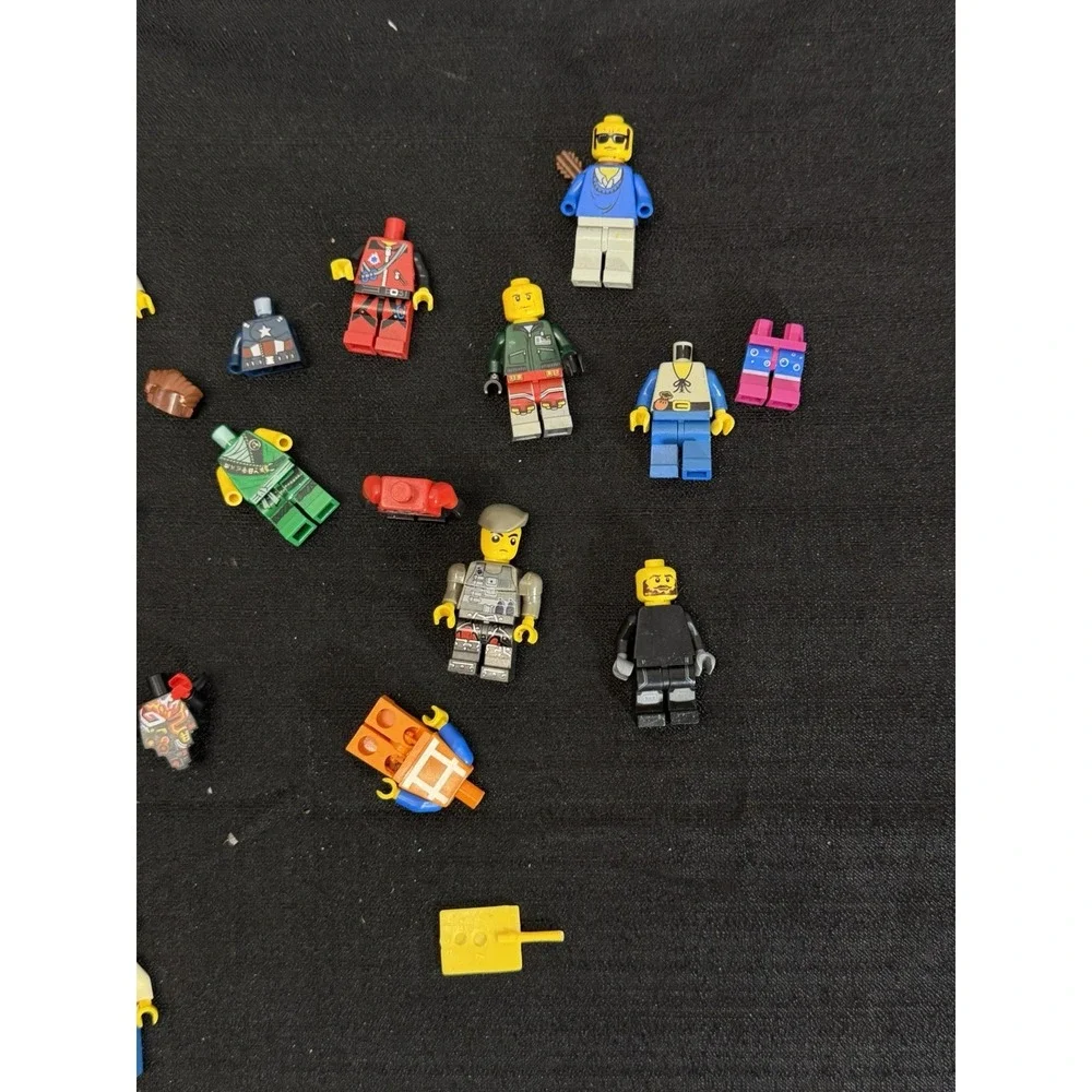Genuine LEGO Minifigure Bulk Lot 24+ Figs Parts Pieces Ninjago Batman Marvel